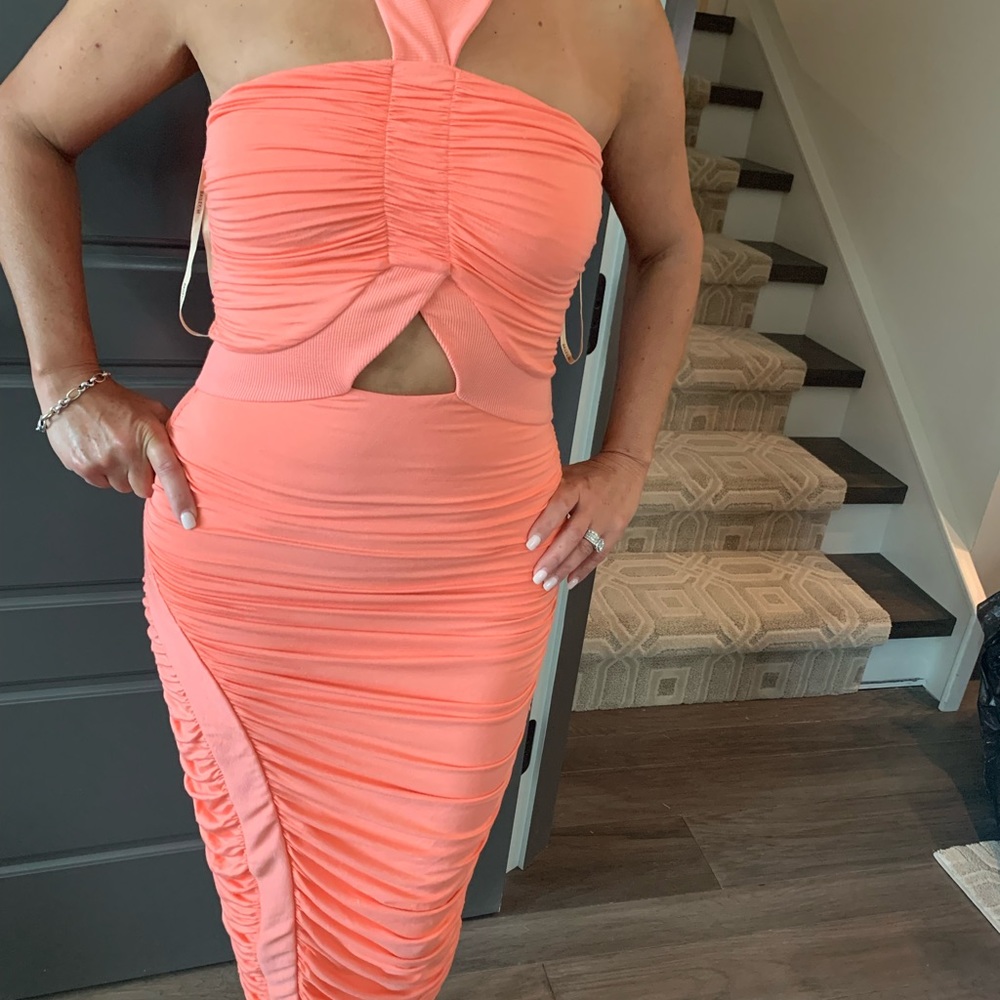 Orange Halter Bodycon Dress - Picture 4 of 5